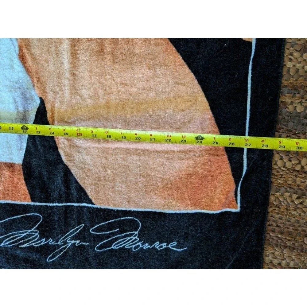 Marilyn Monroe 1988 Beach Towel Jay Franco 100% Cotton Vintage 30x60 Black